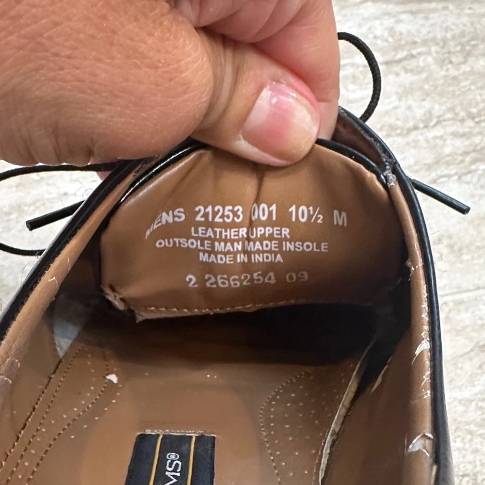 Stacy Adams Black Leather Oxfords size 10 1/2